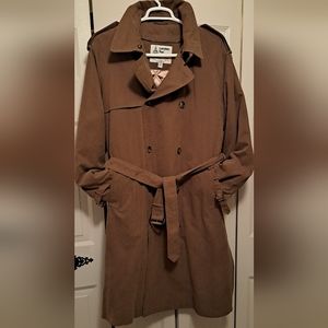 LONDON FOG Men's Iconic Trench/ Raincoat Brown Size 46R